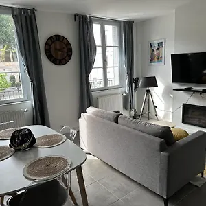 Apartment Avec Terrasse Au Puy, Le Puy-en-Velay